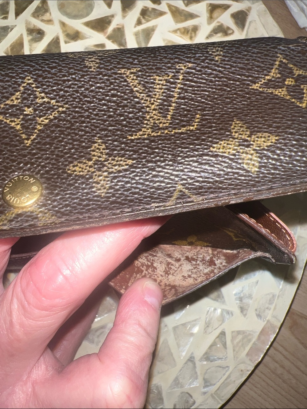 AUTHENTIC Vintage Louis Vuitton Sarah Wallet - Picture 6 of 13